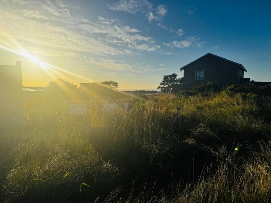  Bedroom Property for Sale in Wavecrest Eastern Cape